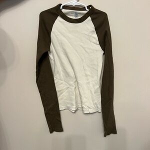 Brandy Melville Long Sleeve Tee